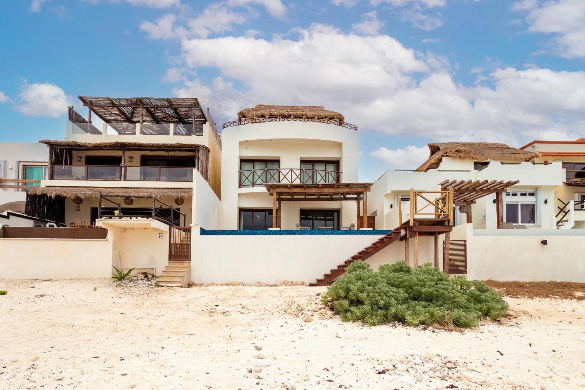 Casa Javi- Ocean Front Located Mid Isla Mujeres Villa Exteriör bild